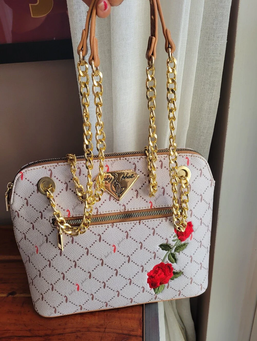 Baby Phat Shoulder Bag Embroidered Flowers Gold Chain Tan Logo - Picture 2 of 12